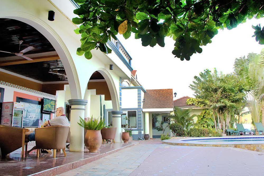 Grand Casamora Hotel Ogbodjo Eksteriør billede