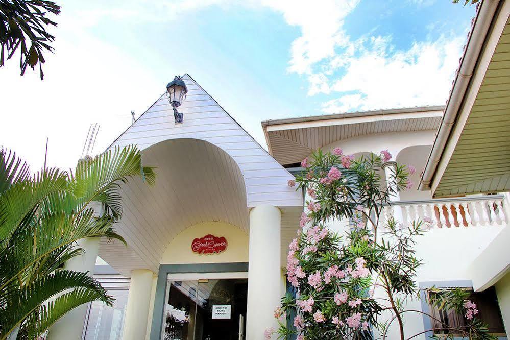 Grand Casamora Hotel Ogbodjo Eksteriør billede
